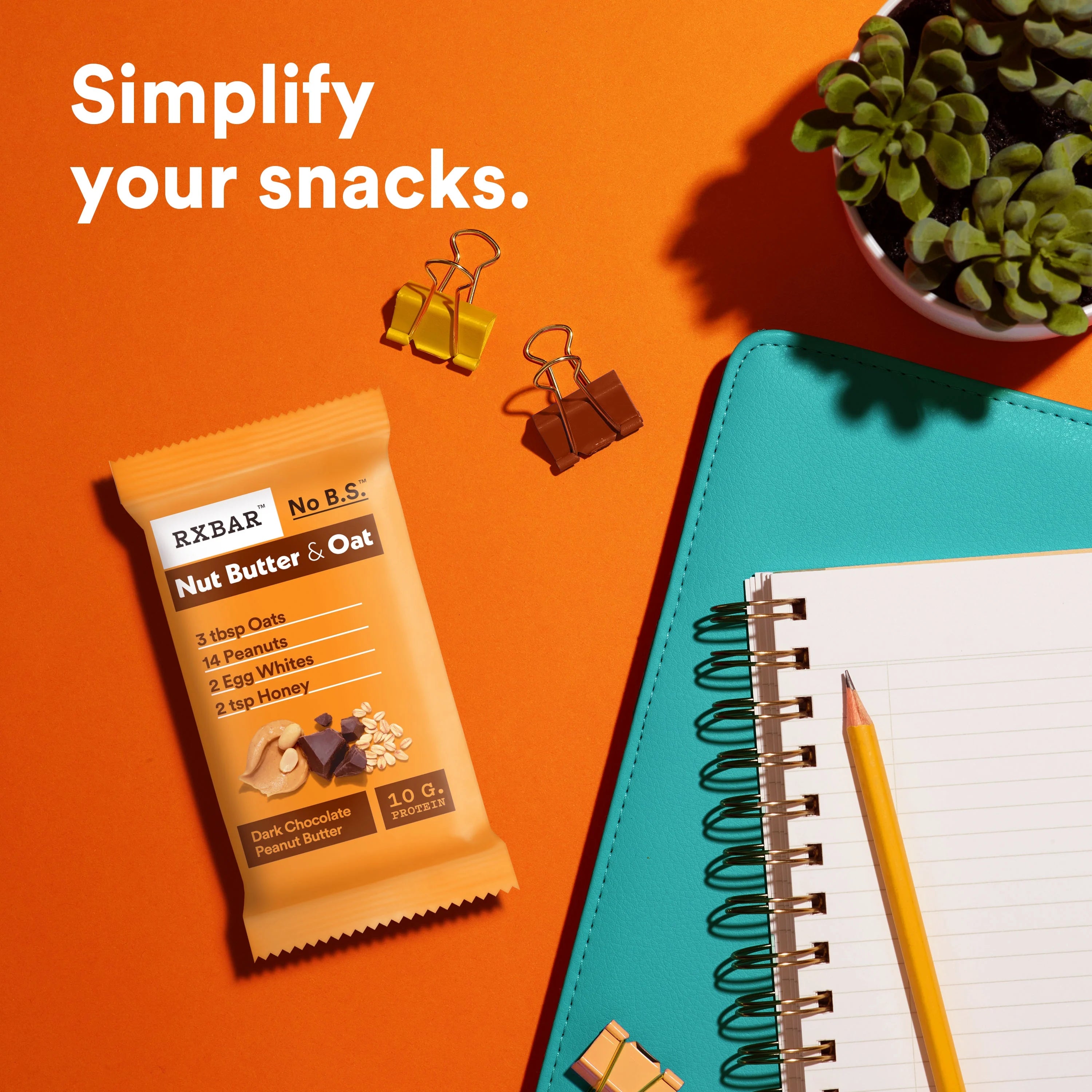 nut-butter-oat-protein-bar-peanut-butter-dark-chocolate-05-77200.webp